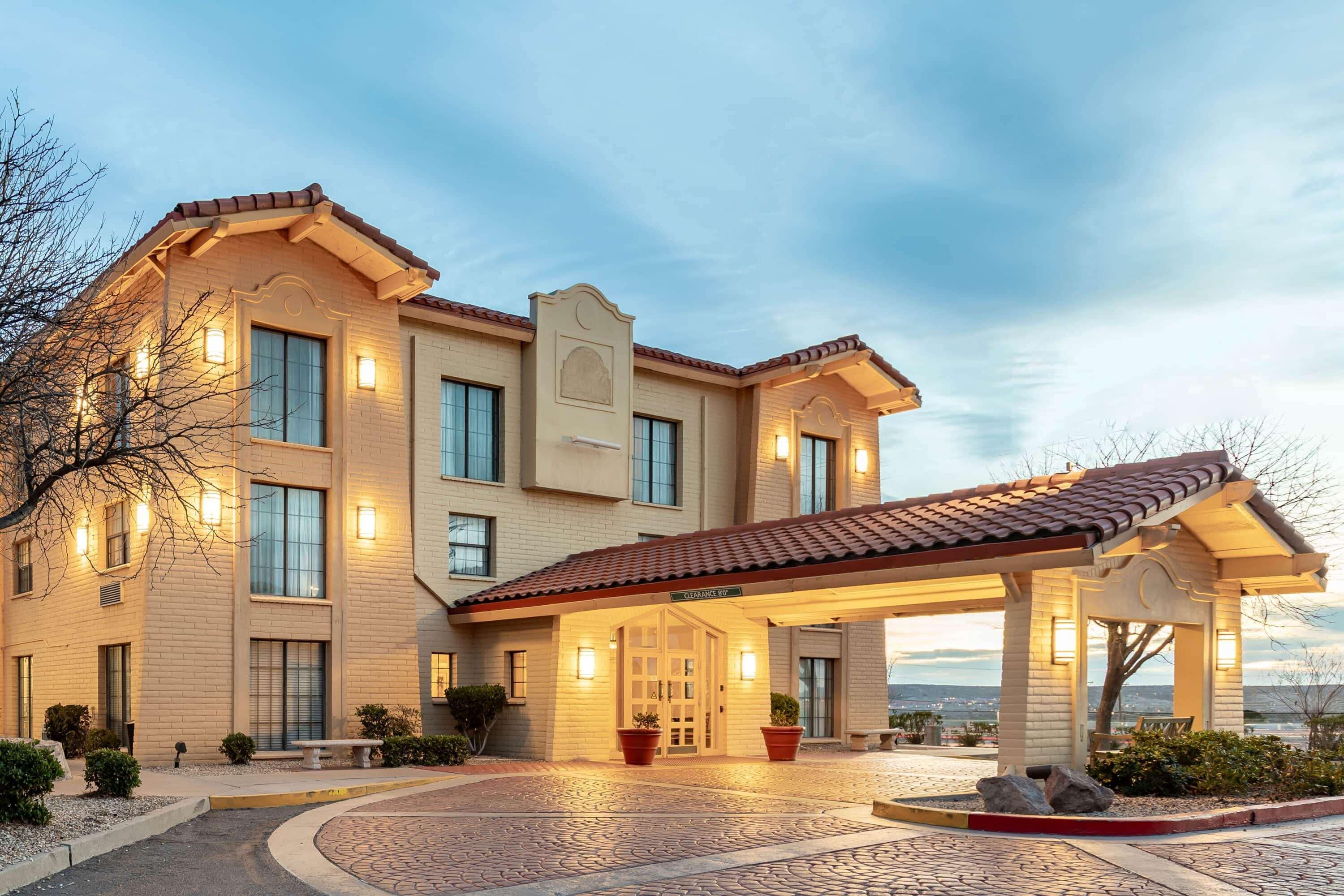 La Quinta Inn By Wyndham El Paso West Exterior photo